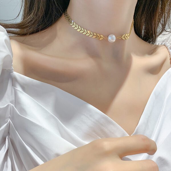 Short Wheat Pearl Necklace Golden Women's - Image 5