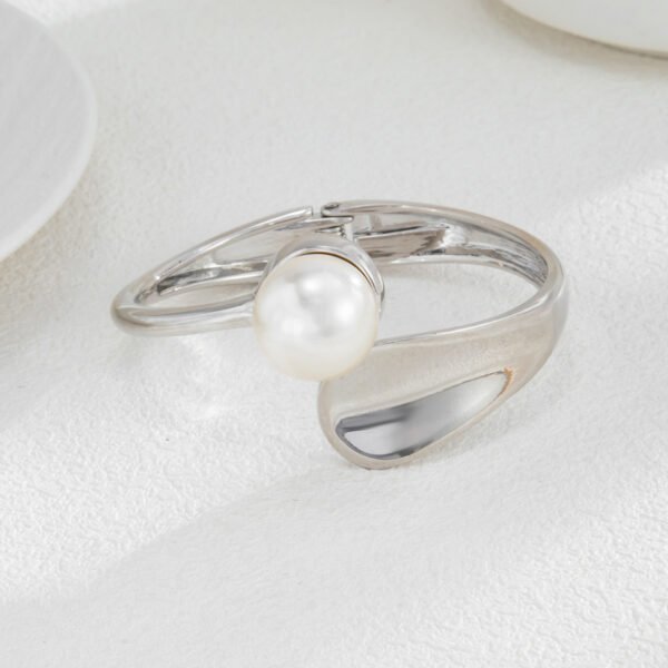Ornament Irregular Fashion Pearl Bracelet Fashion Open Bracelet For Women - Image 7