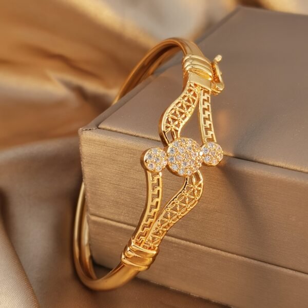 Summer Fashion Multicolor Geometric Cubic Zirconia Ladies' Bracelet - Image 4