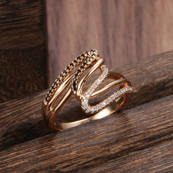 Fashion Personality Micro-inlaid Zircon Ring Women