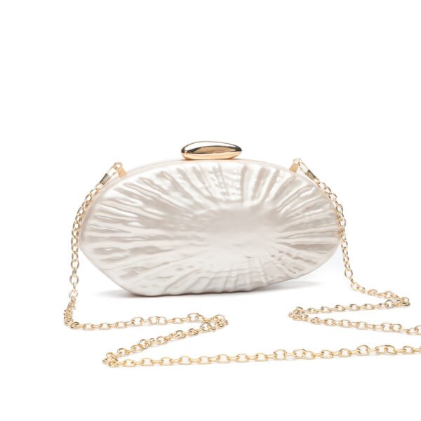 Retro European Acrylic Shell Crossbody Bag - Image 6