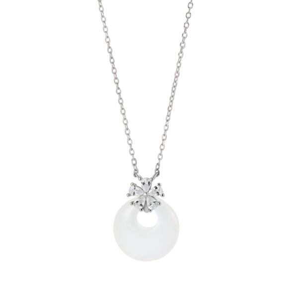 Chalcedony pendant necklace