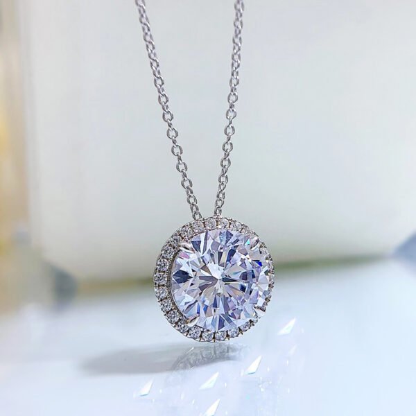New White Diamond Pendant Simple Style For Women - Image 3
