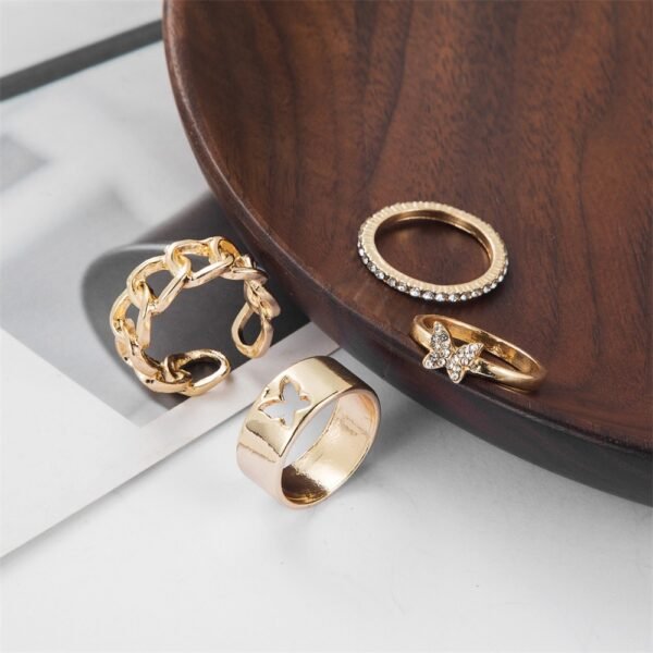 Creative Retro Full Diamond Butterfly Hollow Ring Suit - Image 4