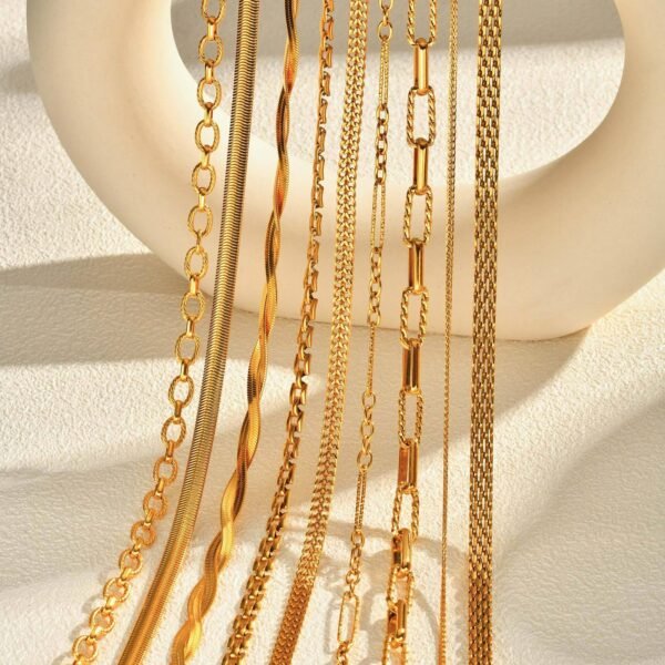 Snake Bones Chain Mesh Twist Necklace - Image 10