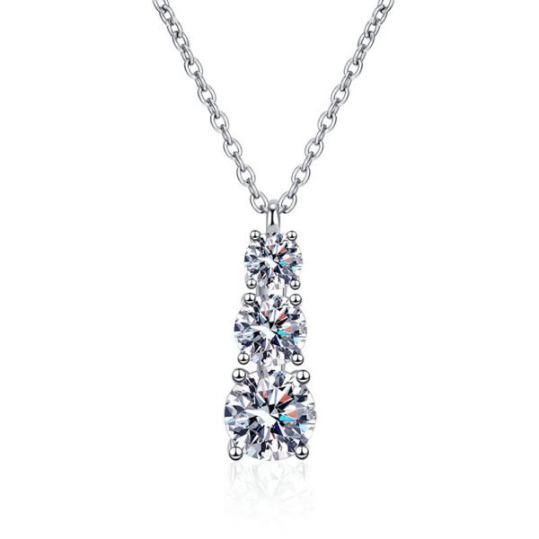 Three-stone pendant necklace