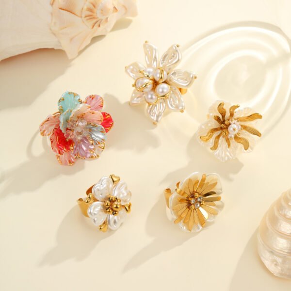 Flower Adjustable Ring