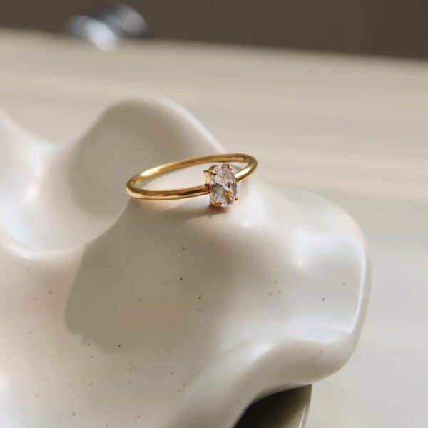 Women's Gold Heart & Oval Stainless Steel Ring - Image 3