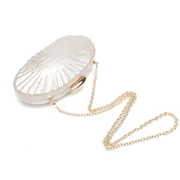 Retro European Acrylic Shell Crossbody Bag - Image 3