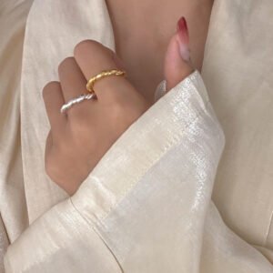 Minimalist Bow Ring