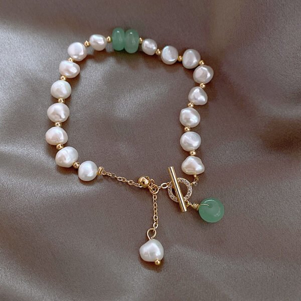 Women Irregular Freshwater Pearl Adjustable Bracelet - Image 3