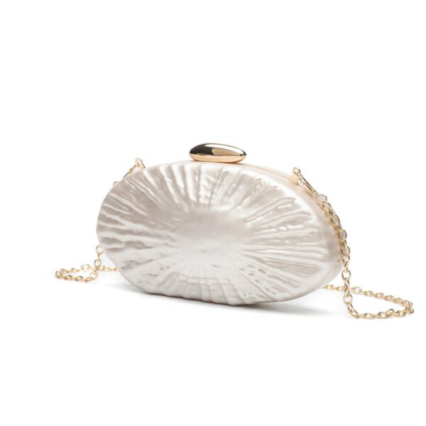 Retro European Acrylic Shell Crossbody Bag - Image 2
