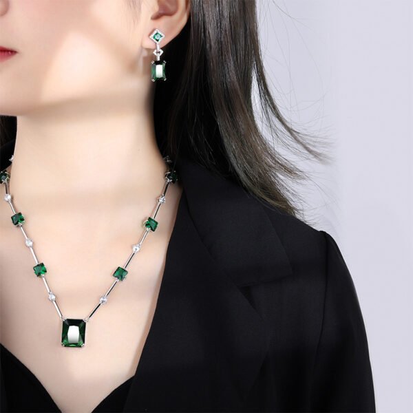 New Suit Artificial Emerald Crystal Necklace Ear Stud Retro - Image 5