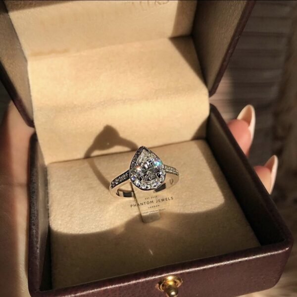 Women's White Gold Water Drop Zircon Wedding Ring - Image 8