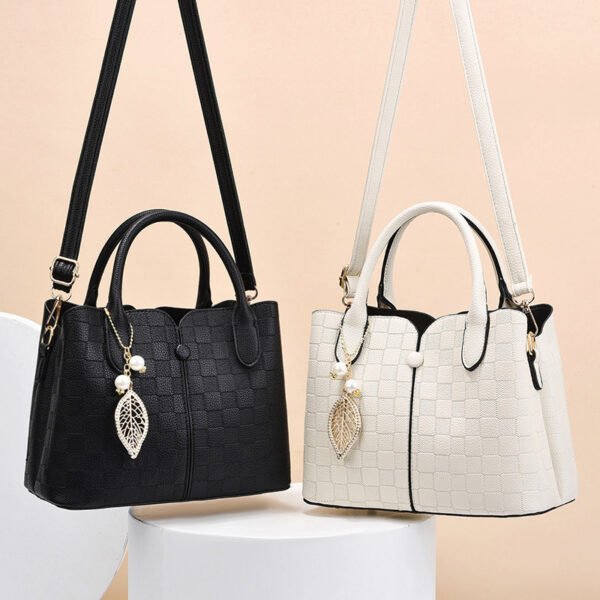 Women's Elegant Large-Capacity PU Crossbody Bag - Image 3