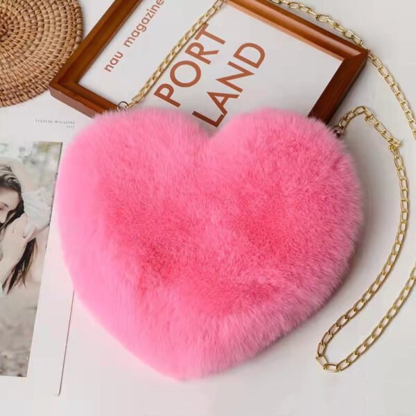 Women's Plush Heart-Shaped Valentine's Shoulder Bag - Image 4