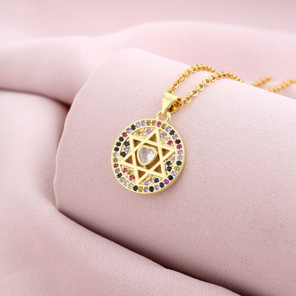 Six-pointed Emerald Zircon Pendant Necklace - Image 3