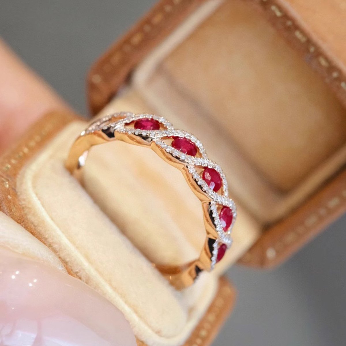 Women's S925 Silver Geometric Diamond Ring - Image 3