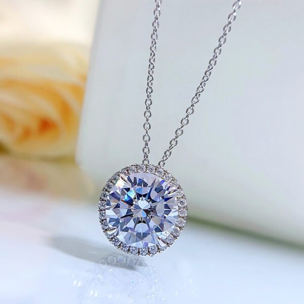 New White Diamond Pendant Simple Style For Women - Image 2