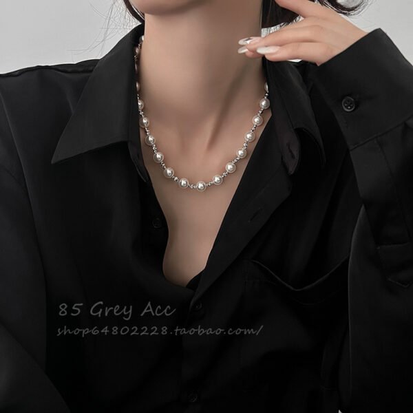 Women's Light Luxury Pearl Clavicle Necklace - Image 6