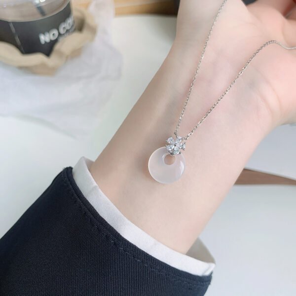 Chalcedony pendant necklace