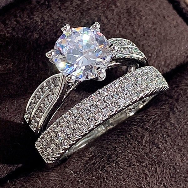 Women's White Gold Luxury Wedding Ring - Image 3