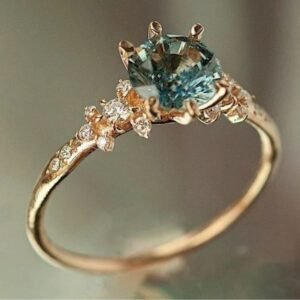 Zircon Claw Ring