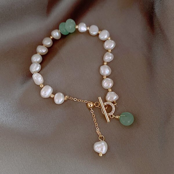Women Irregular Freshwater Pearl Adjustable Bracelet - Image 5