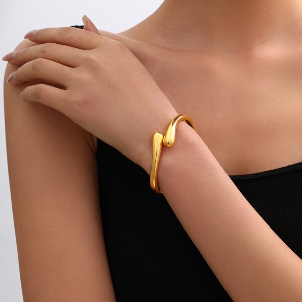 Metal Irregular Lava Bracelet For Women Fashion Special-interest Open-end Polished - Image 6